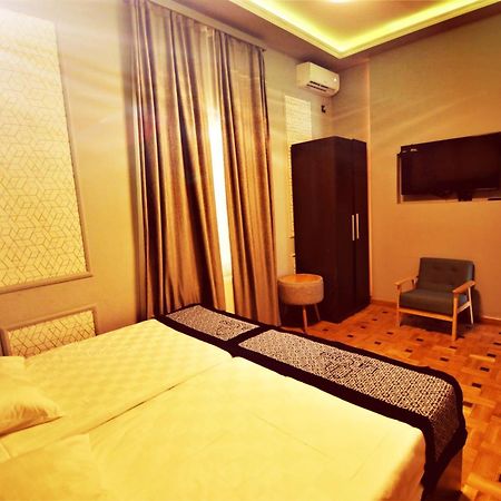 La Casa Hotel Jerevan Værelse billede