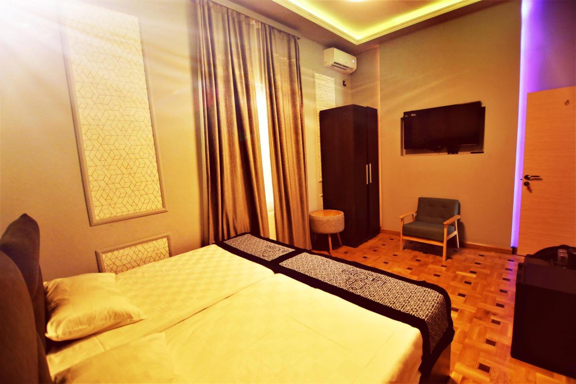 La Casa Hotel Jerevan Værelse billede